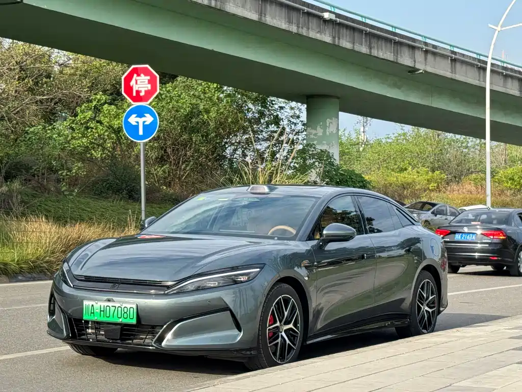 Byd 汉L 2025
