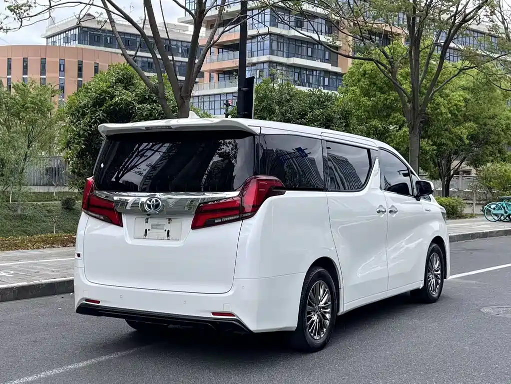 Toyota Alphard 2021 2.5L Luxury
