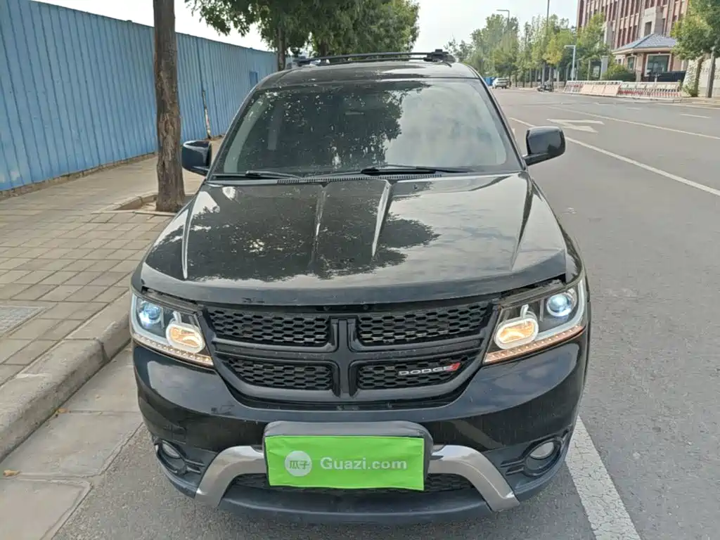 Dodge Journey — миниатюра 3