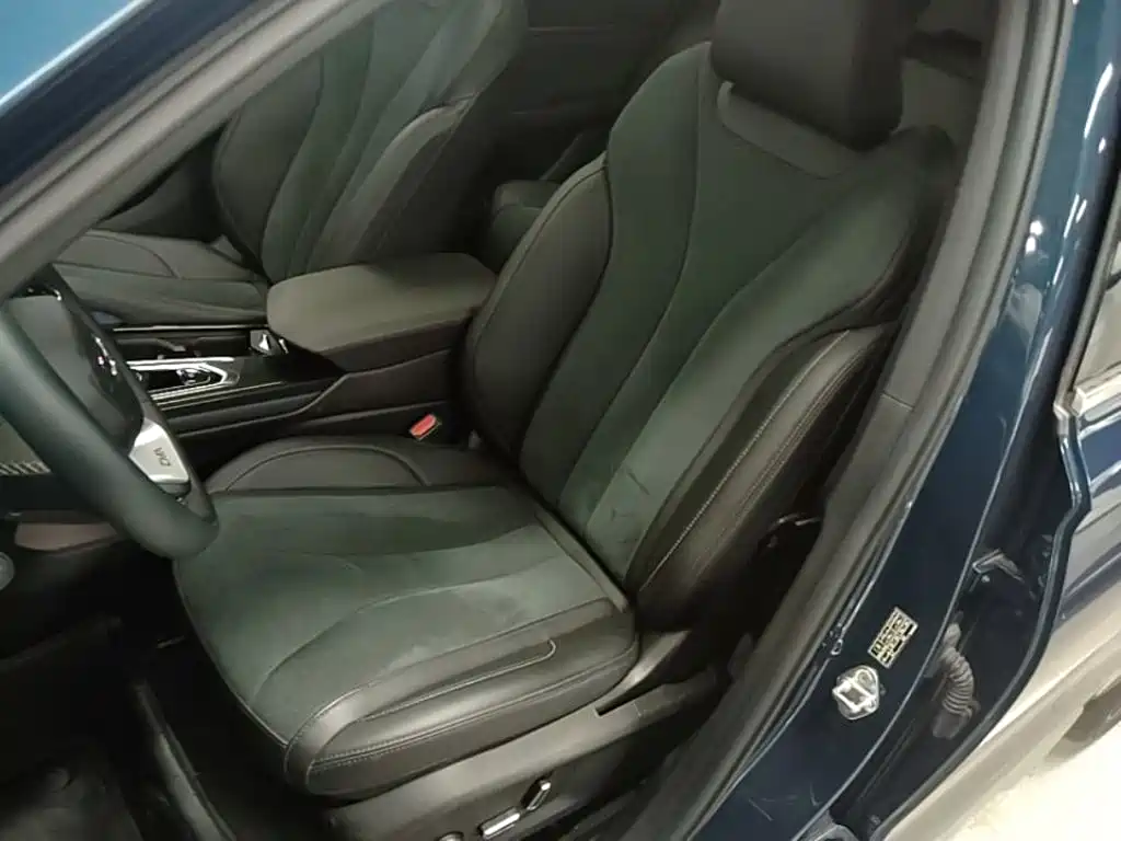Geely Xingyue L — миниатюра 15