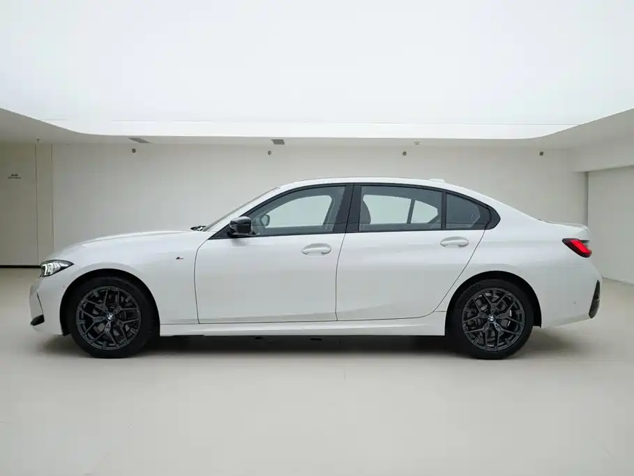 BMW 3 Series — миниатюра 3