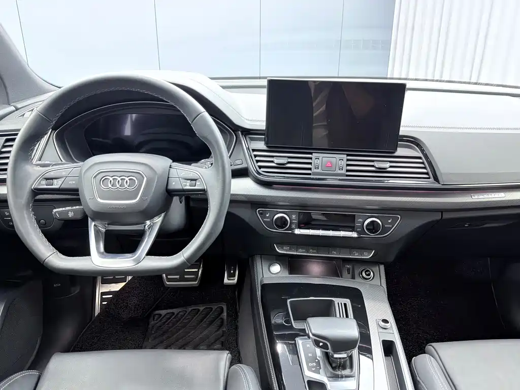 Audi Q5L — миниатюра 15