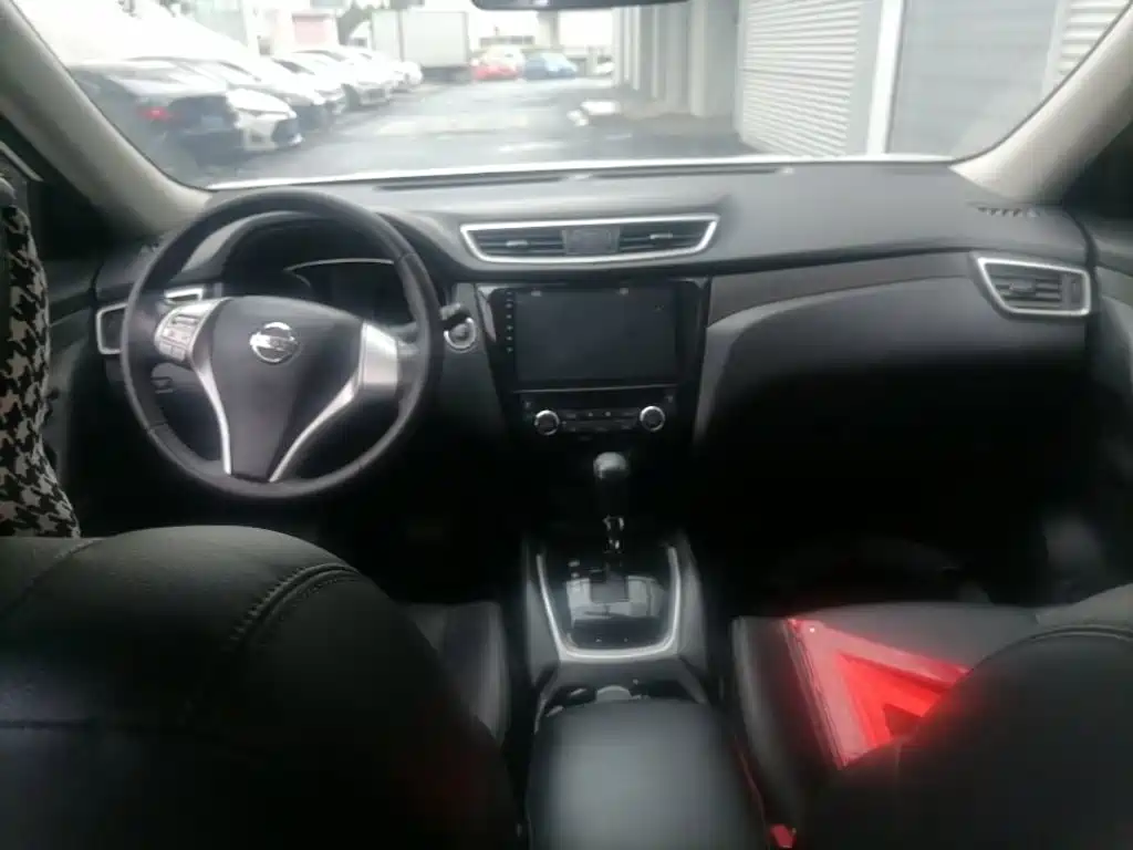 Nissan X-Trail — миниатюра 14