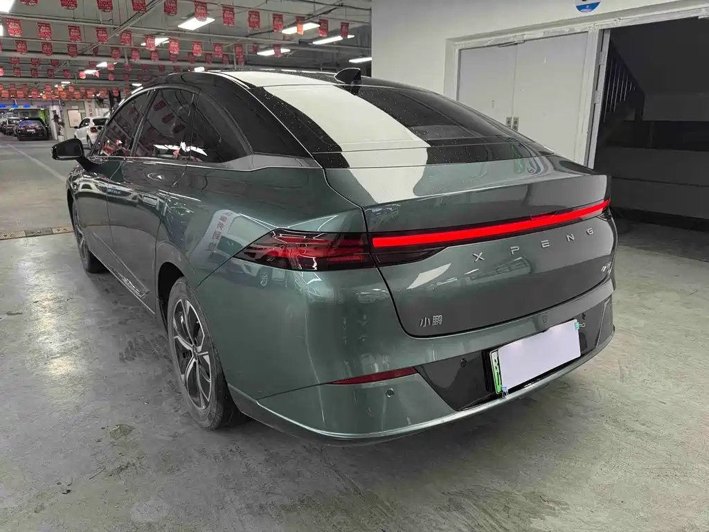 XPeng P5 — миниатюра 9