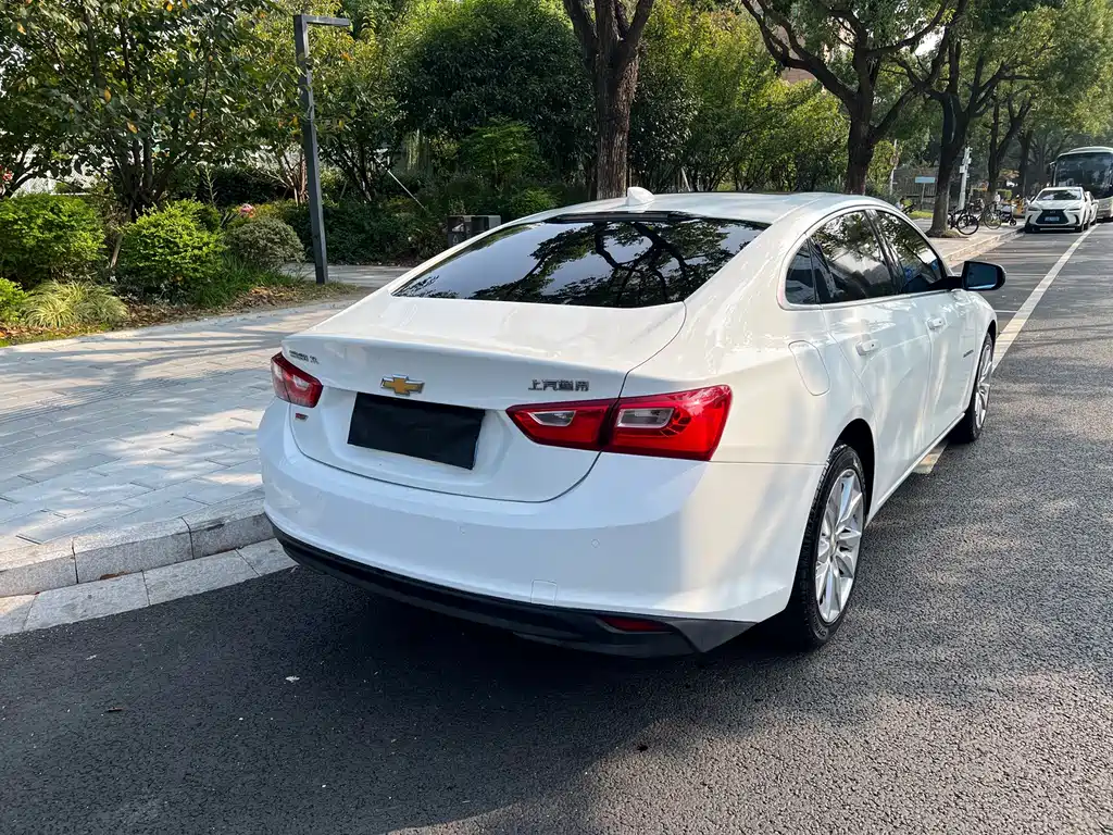 Chevrolet Malibu XL — миниатюра 7