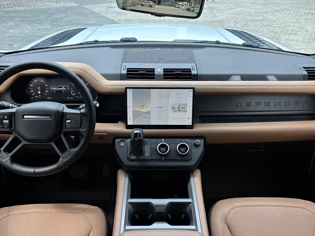 Land Rover Defender — миниатюра 13