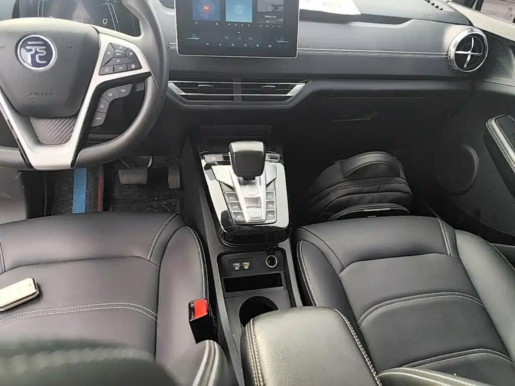 BYD Yuan EV — миниатюра 14