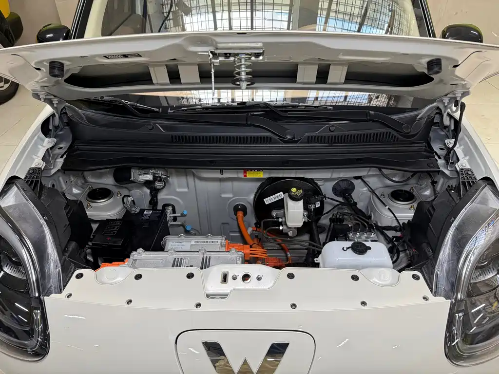 Wuling MINIEV — миниатюра 9