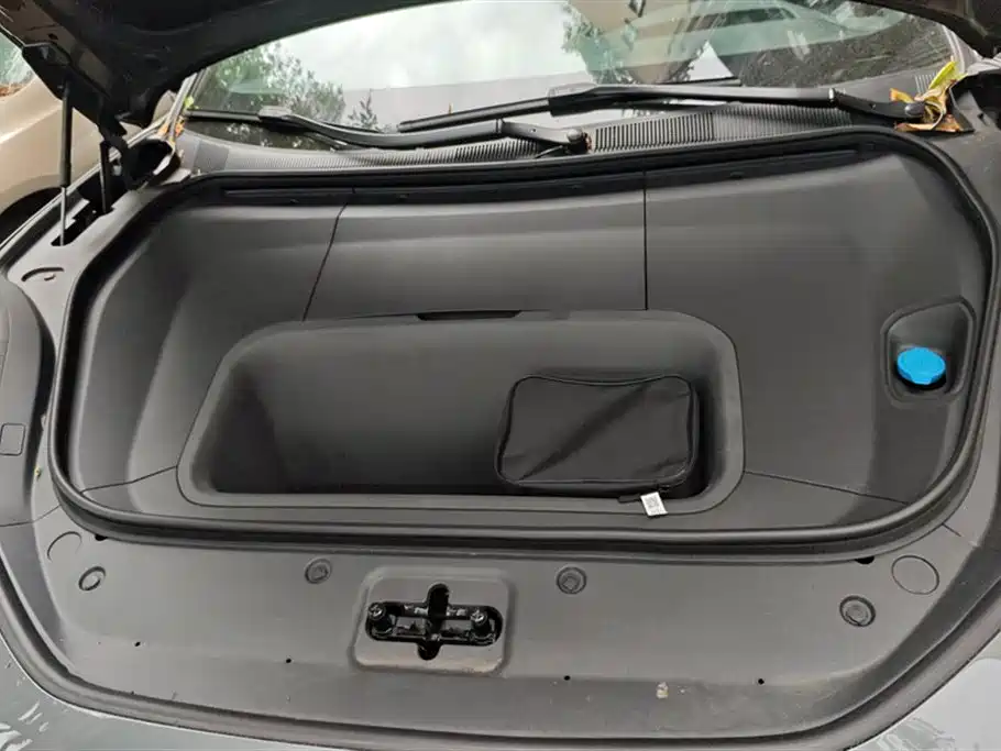 ZEEKR EXTREME KRYPTON 001