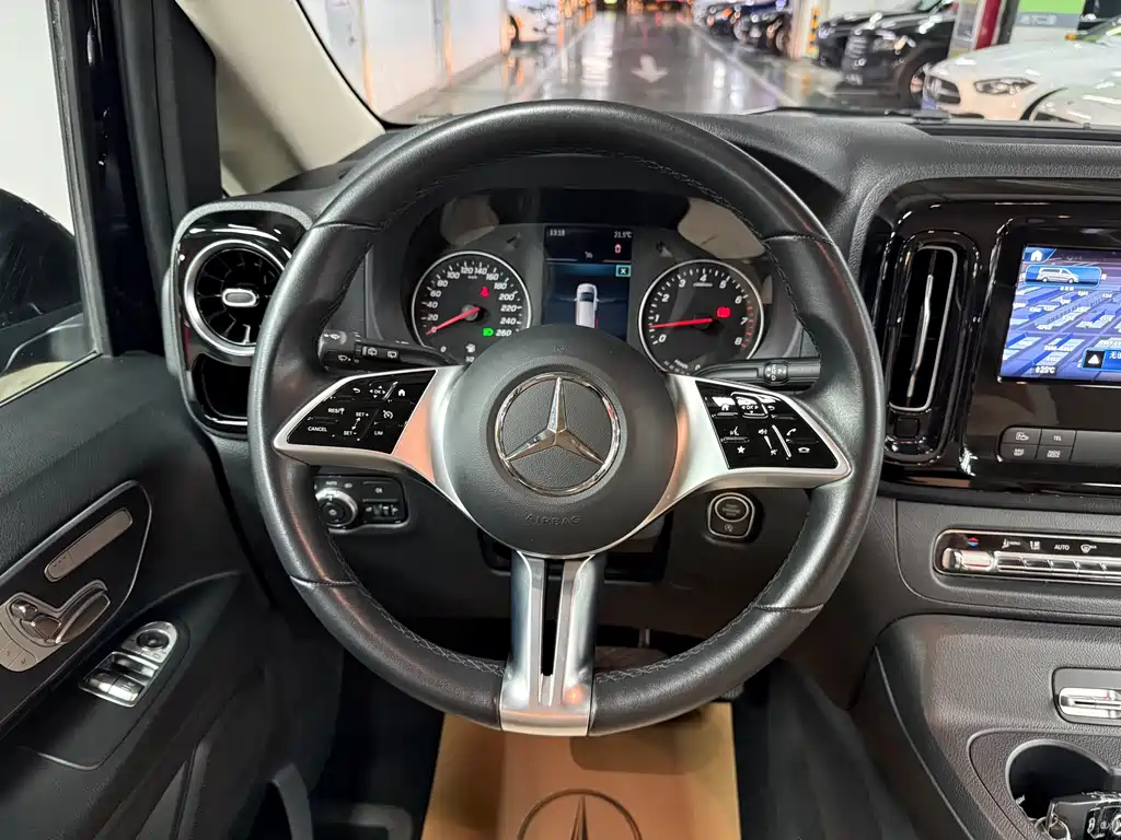 Mercedes-Benz Vito — миниатюра 9