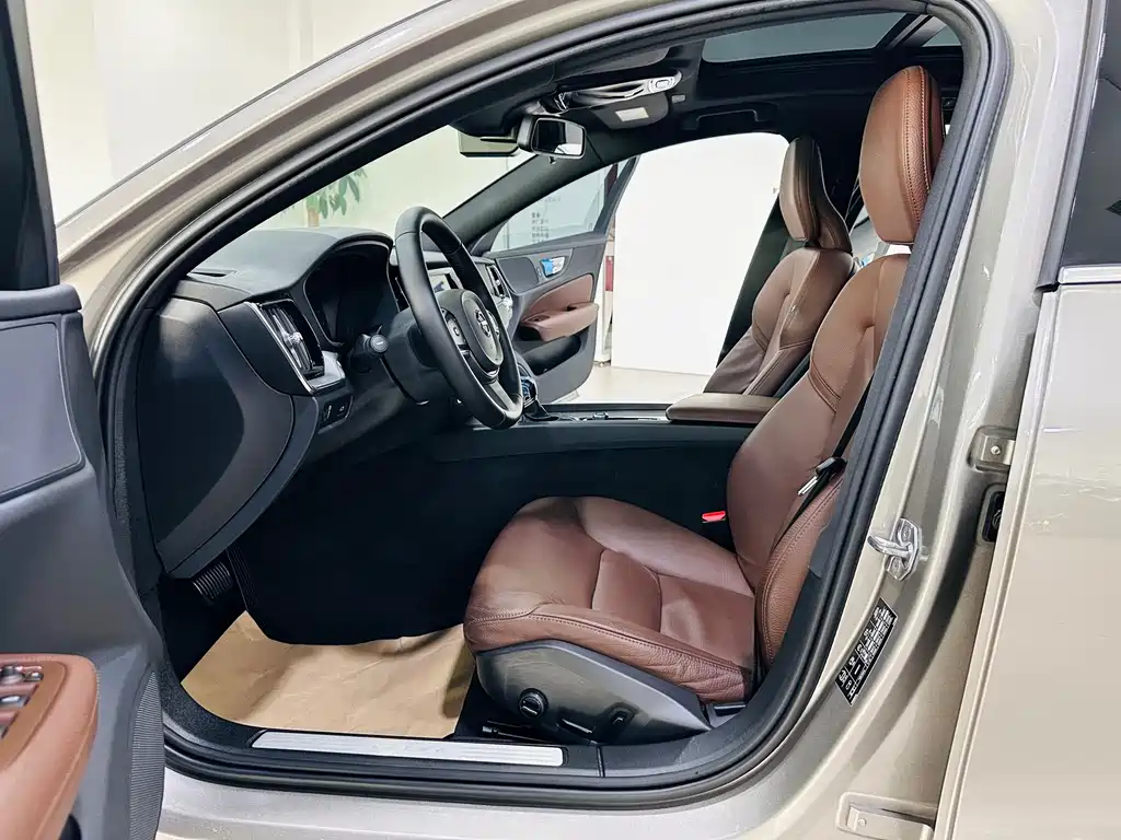 Volvo S60 2020 T4 Luxury
