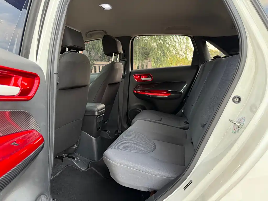 Honda Fit — миниатюра 9