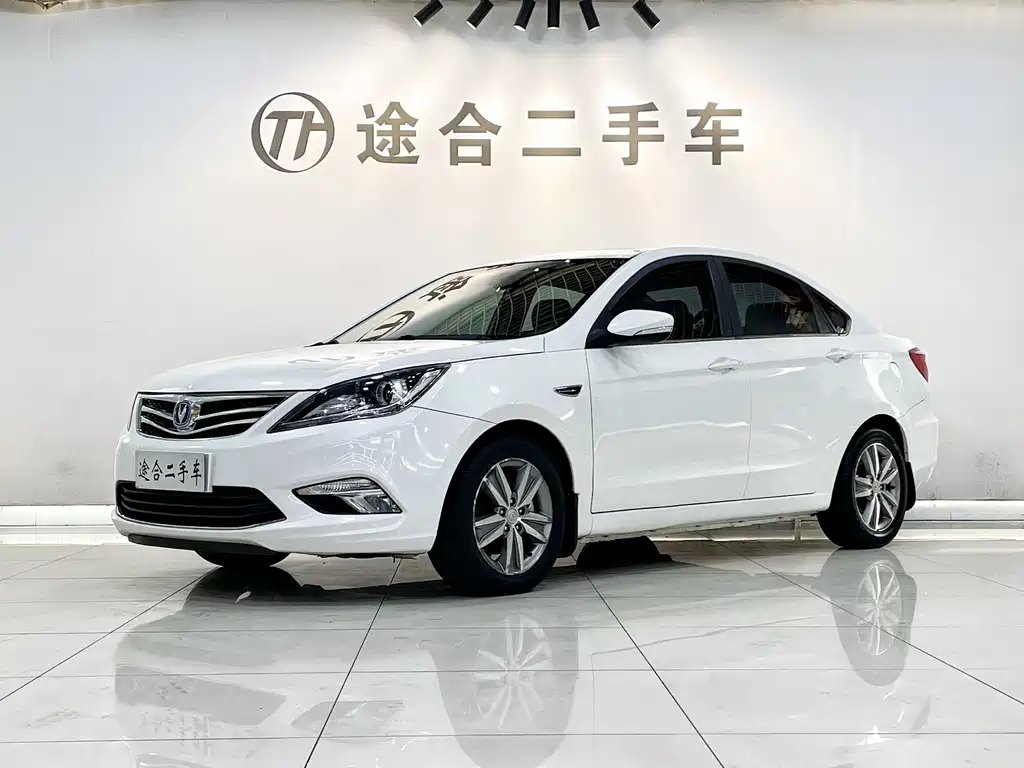 2017 Changan Eado - zdjęcie 1 z 27