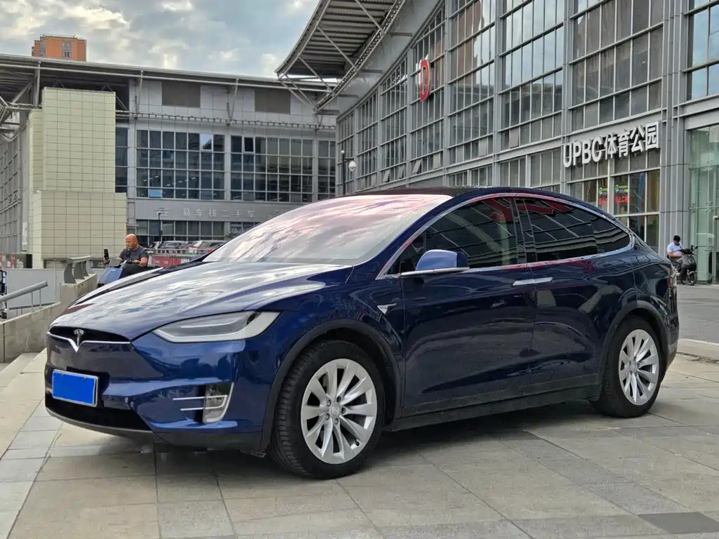 Tesla Model X 2017