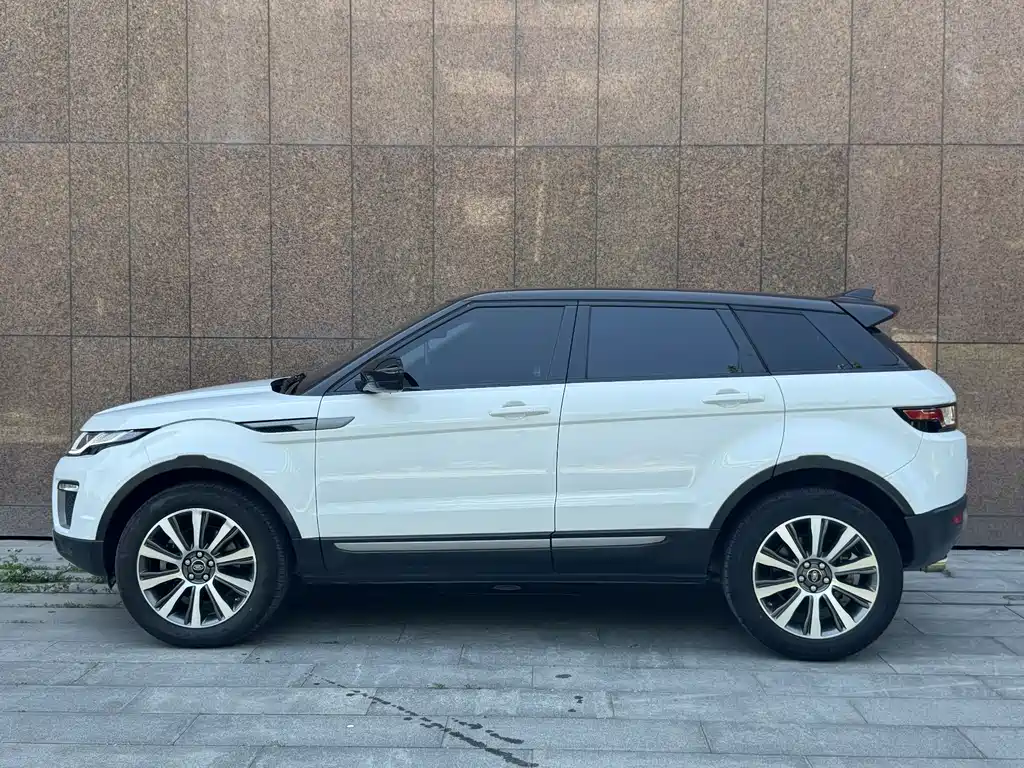 Land Rover Range Rover Evoque 2017 2.0T SE