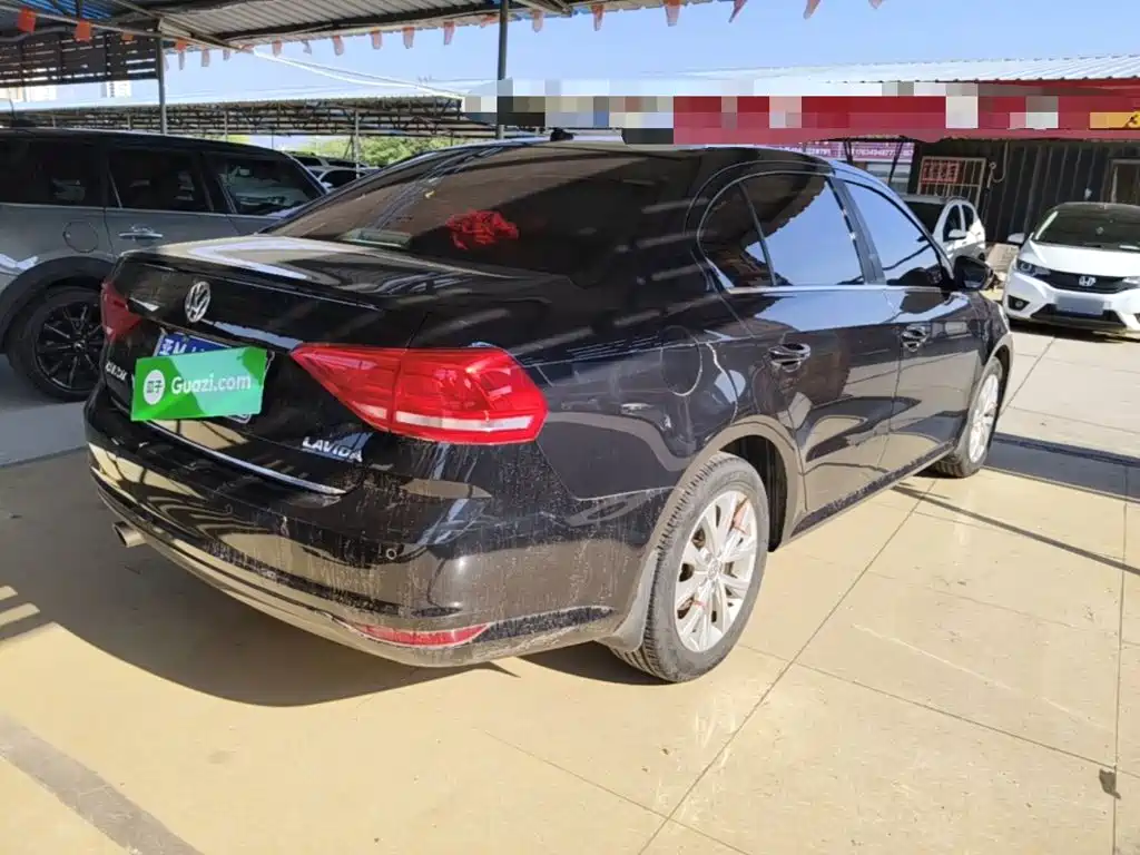 Volkswagen Lavida — миниатюра 7