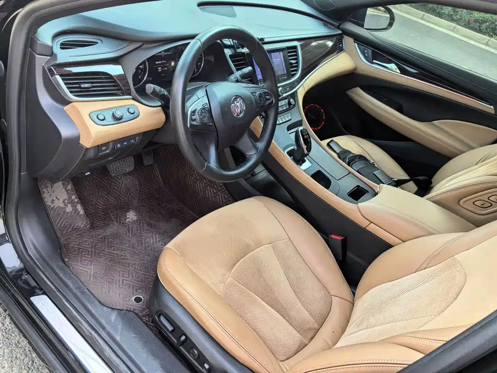 Buick LaCrosse — миниатюра 4