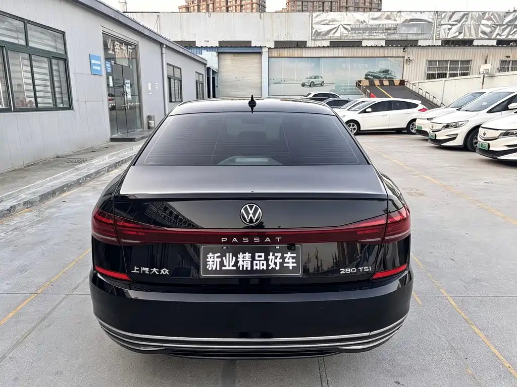 Volkswagen Passat — миниатюра 10