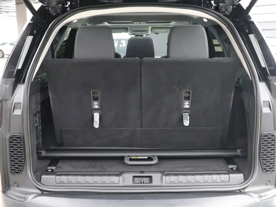 Land Rover Discovery — миниатюра 29