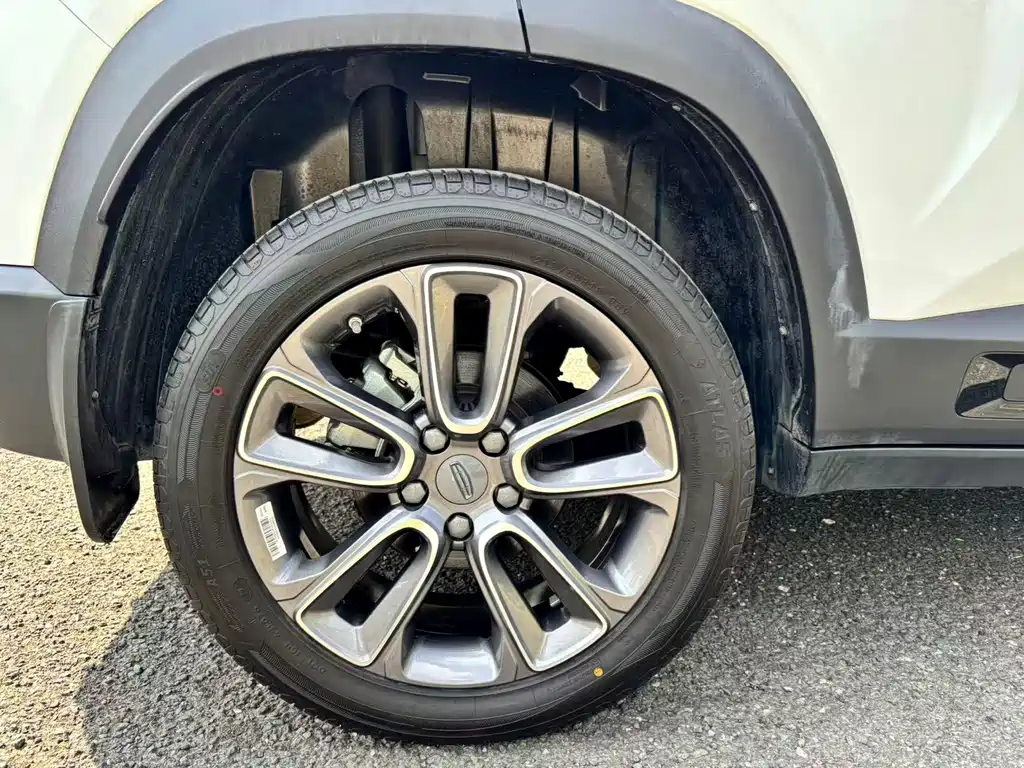 Geely Icon — миниатюра 22