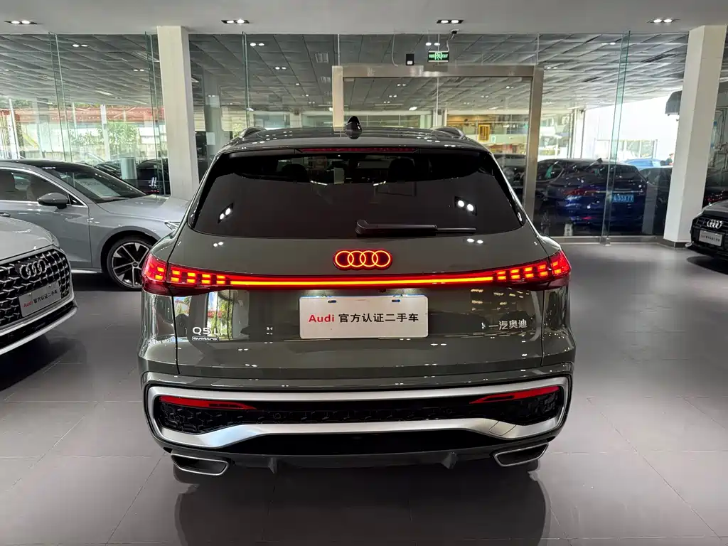 Audi Q5L — миниатюра 5