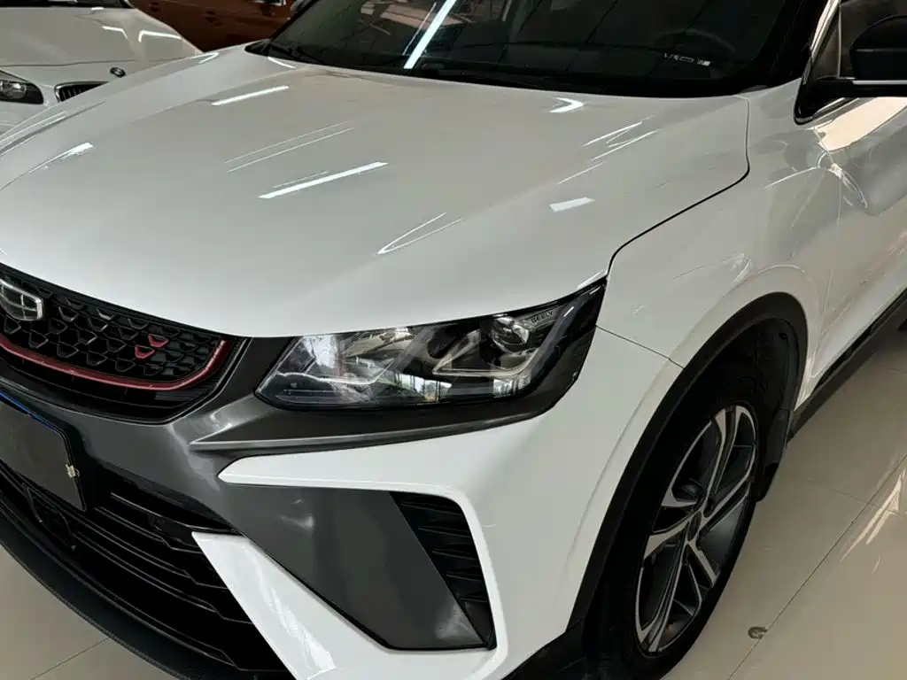 Geely Binyue — миниатюра 19