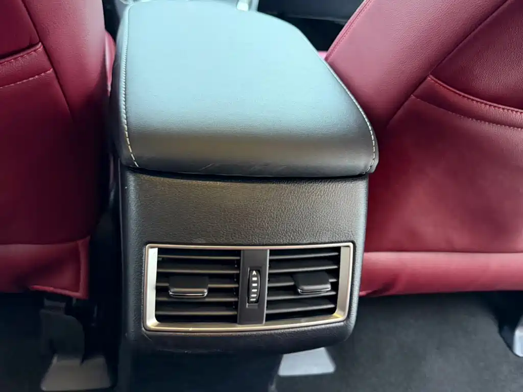 Lexus NX — миниатюра 13