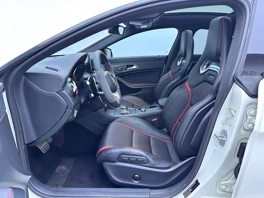 Mercedes-Benz CLA AMG — миниатюра 18