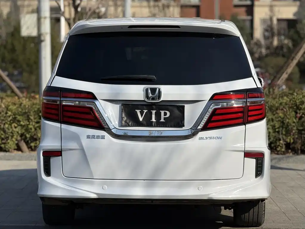 Honda Elysion — миниатюра 5