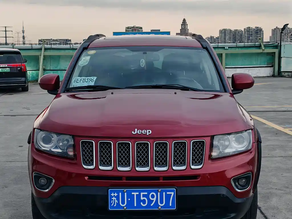 Jeep Compass (Import) 2015