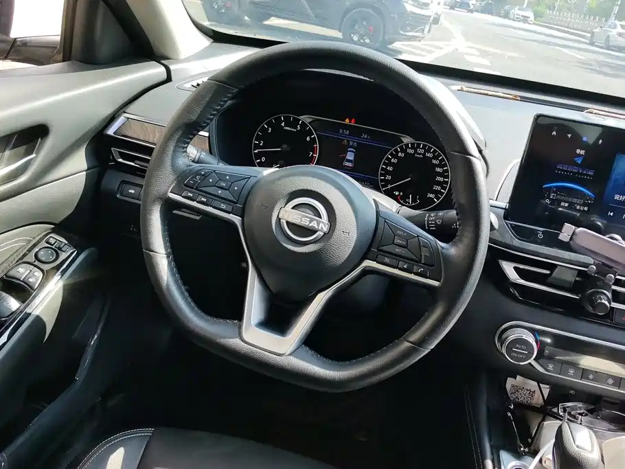 Nissan Teana — миниатюра 14