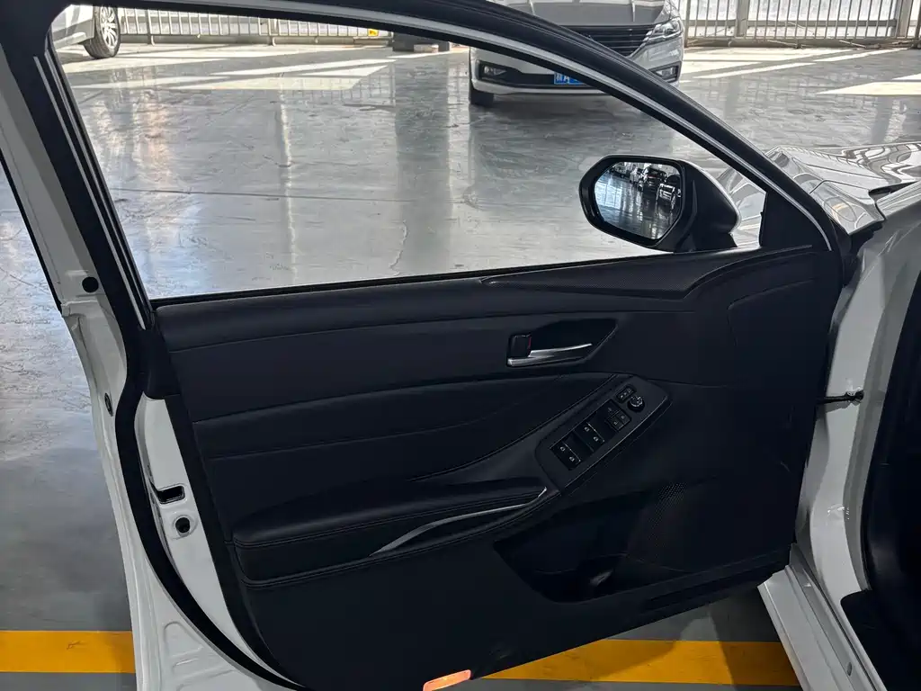 Toyota Avalon — миниатюра 7