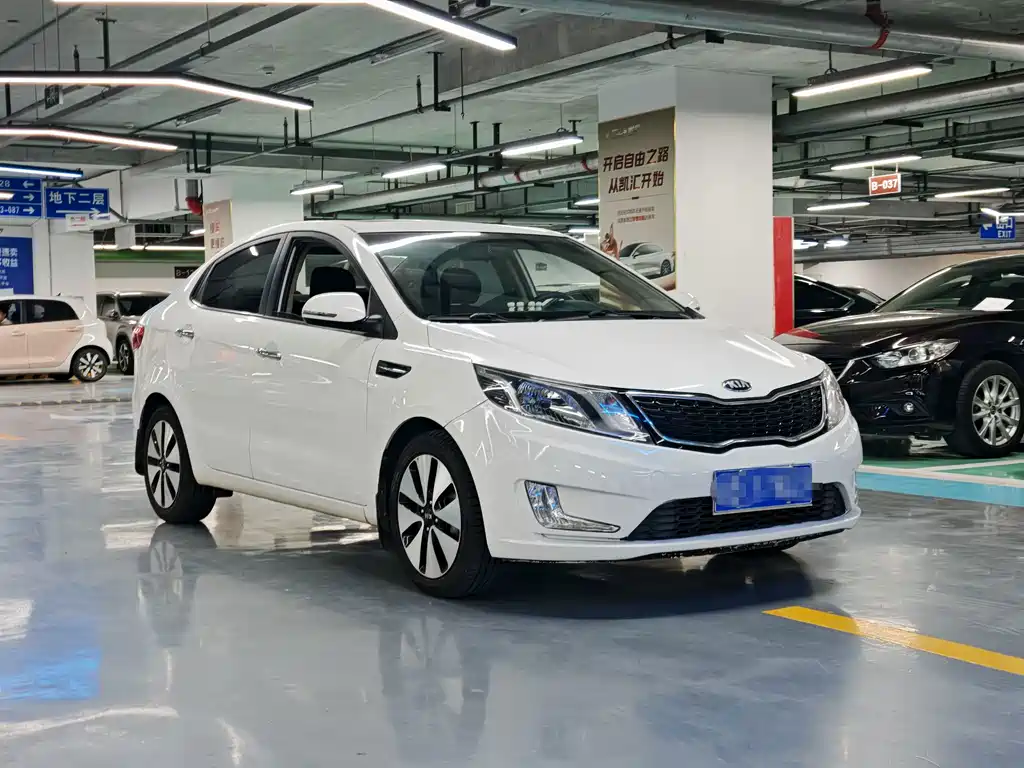 Kia K2 — миниатюра 3