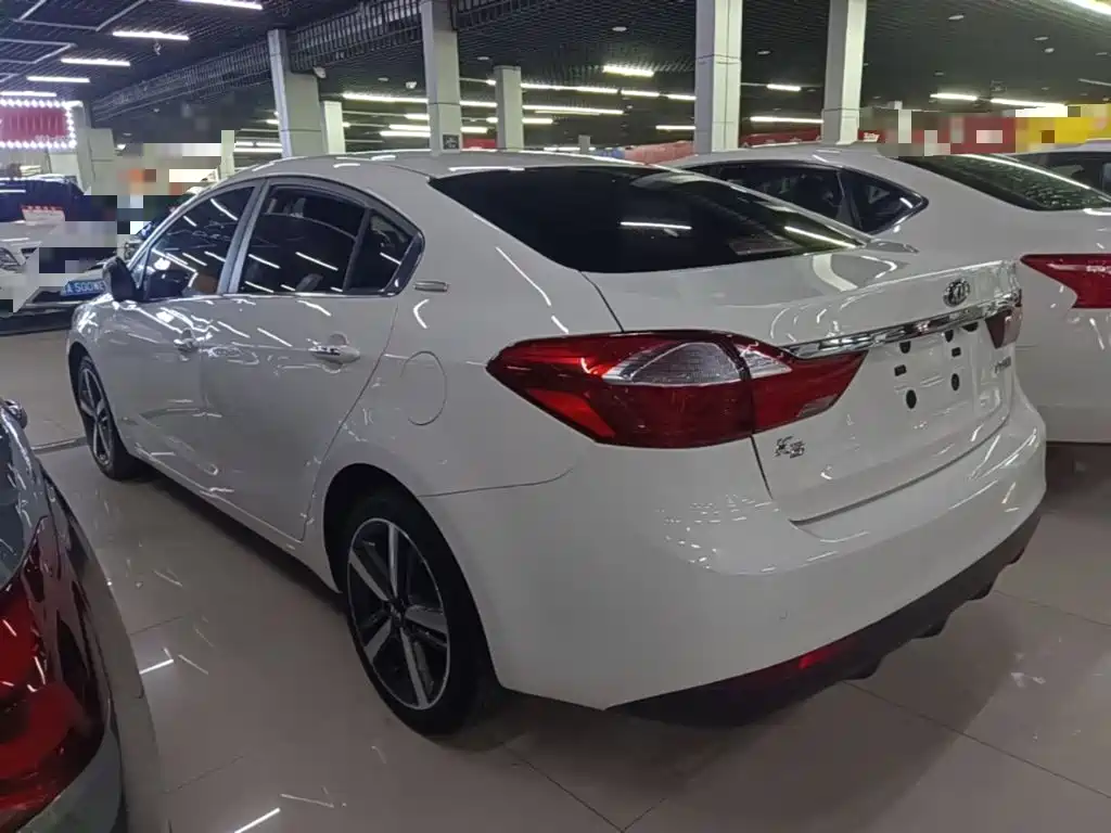 Kia K3 — миниатюра 5