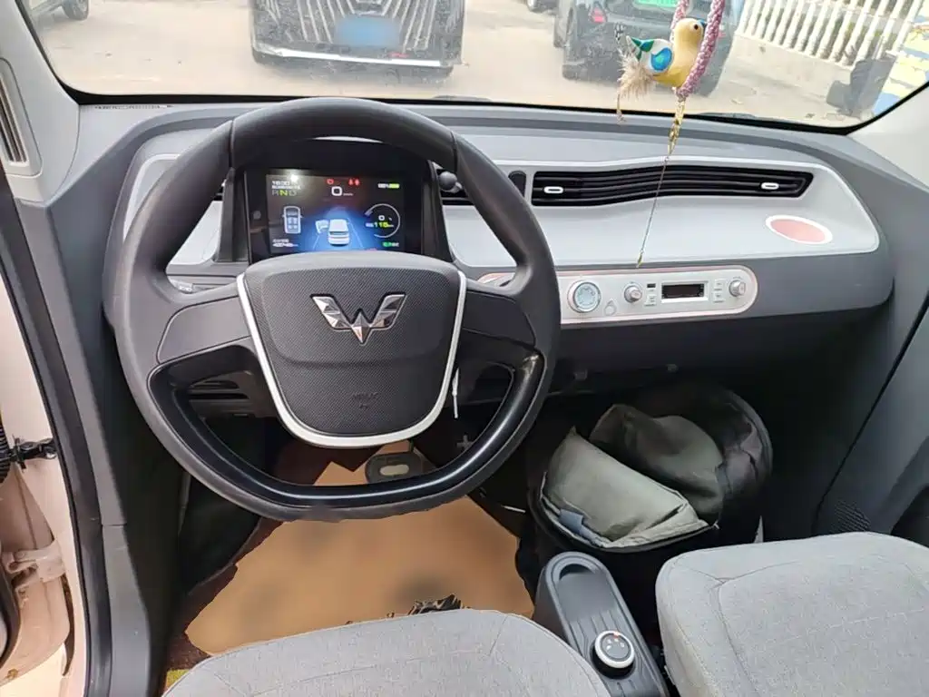 Wuling MINIEV — миниатюра 10