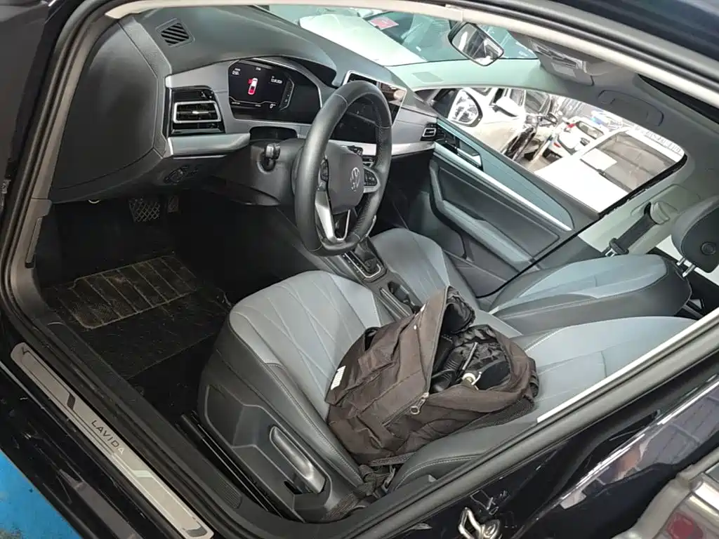 Volkswagen Lavida — миниатюра 15