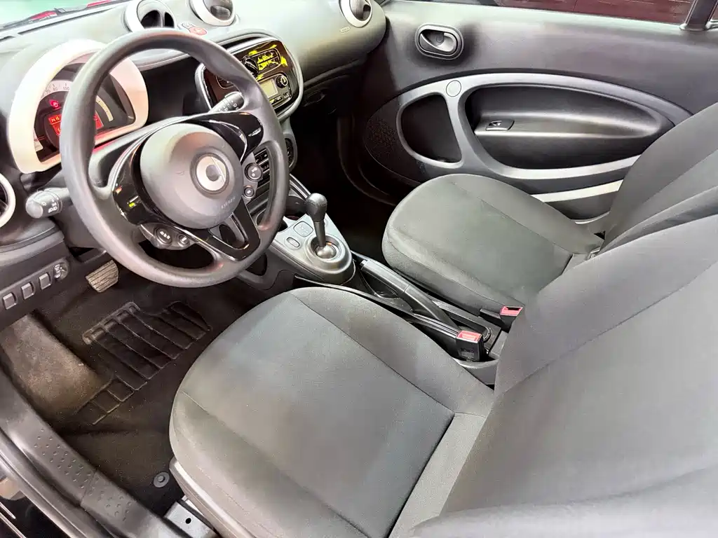 smart Smart Fortwo — миниатюра 20