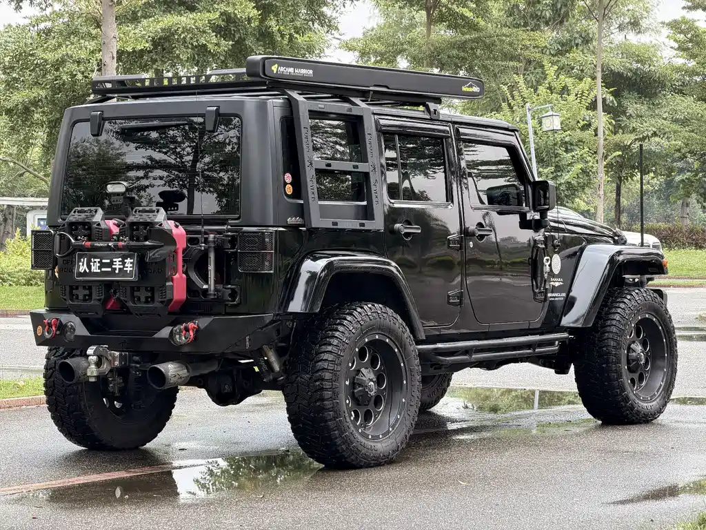 Jeep Wrangler — миниатюра 7