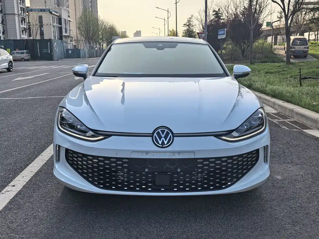 Volkswagen Lamando — миниатюра 3