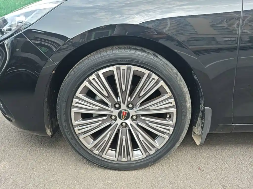 Hongqi Hongqi H5 — миниатюра 23