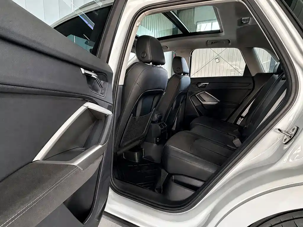 Audi Q3 — миниатюра 15