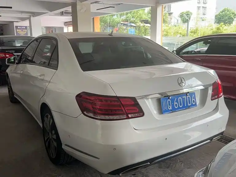 Mercedes-Benz E-Class — миниатюра 8