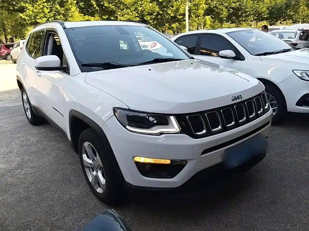 Jeep Compass — миниатюра 4