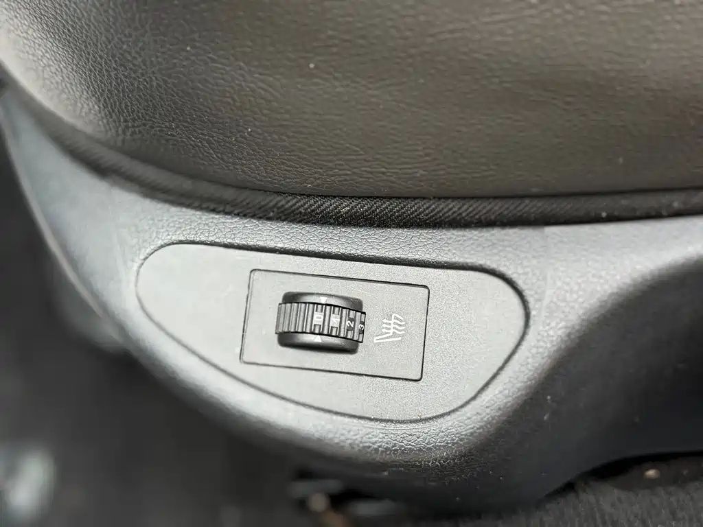 Peugeot 308 (Import) — миниатюра 17