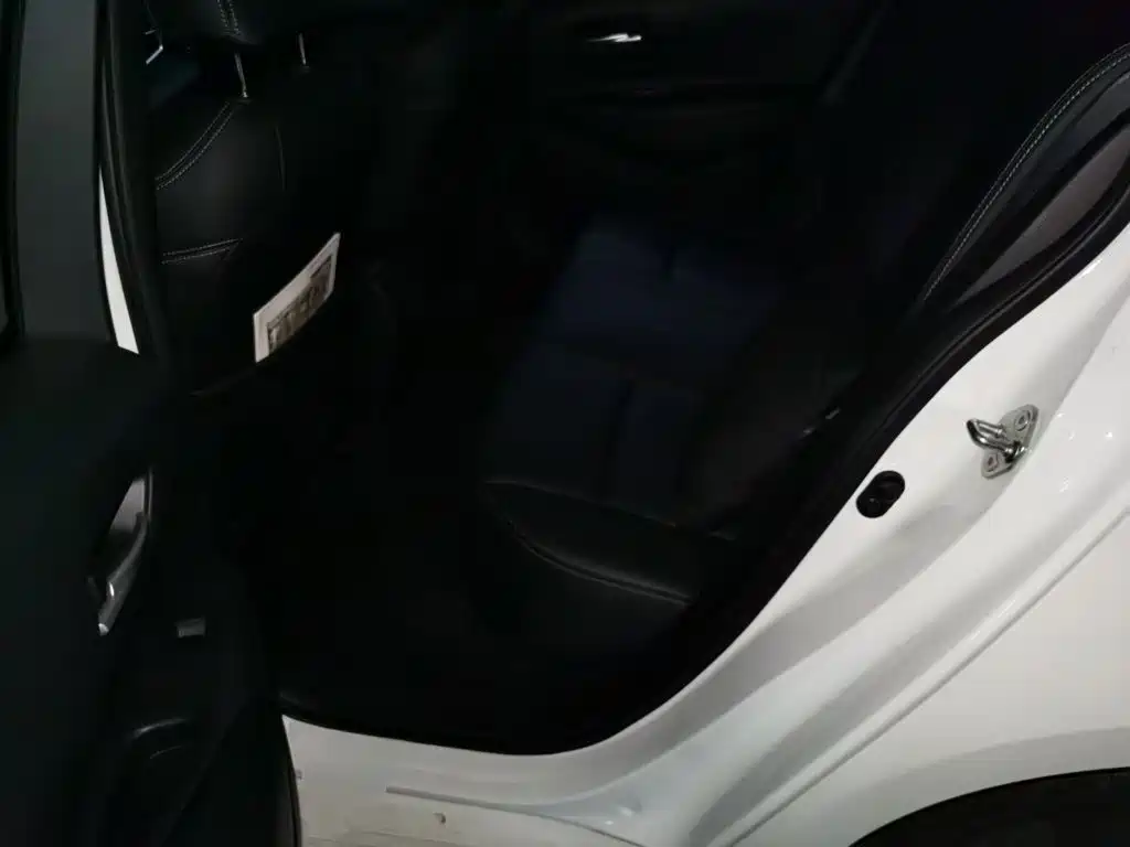 Toyota Corolla — миниатюра 13