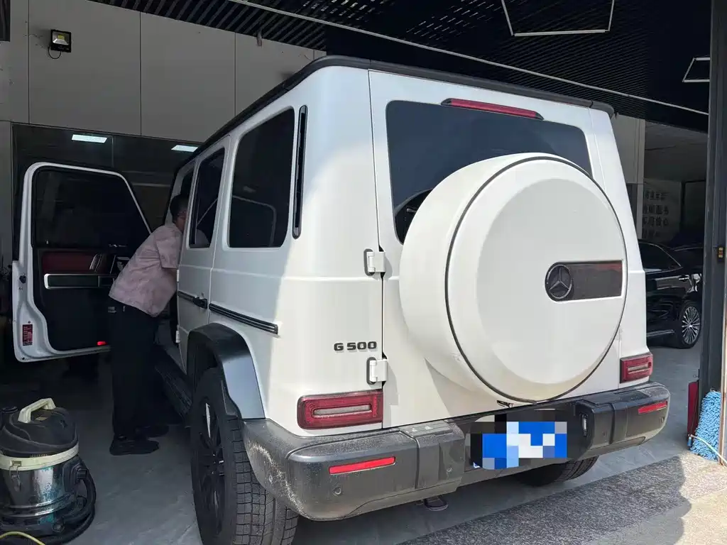Mercedes-Benz G-Class — миниатюра 8