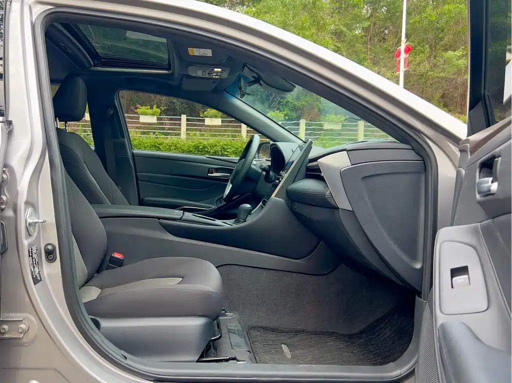 Toyota Avalon 2023 2.0L