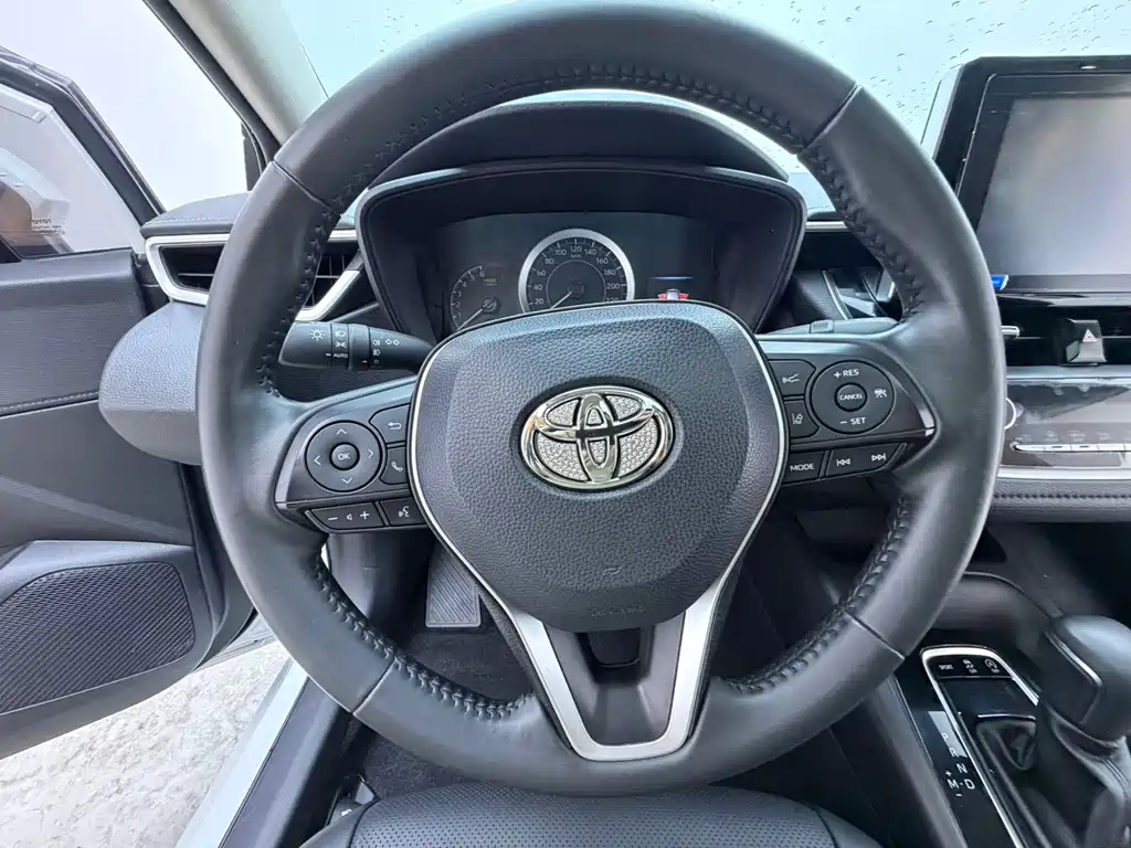 Toyota Corolla — миниатюра 8