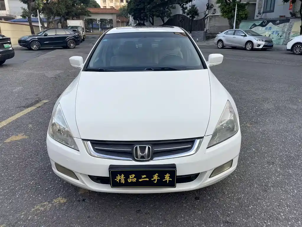 Honda Accord — миниатюра 2