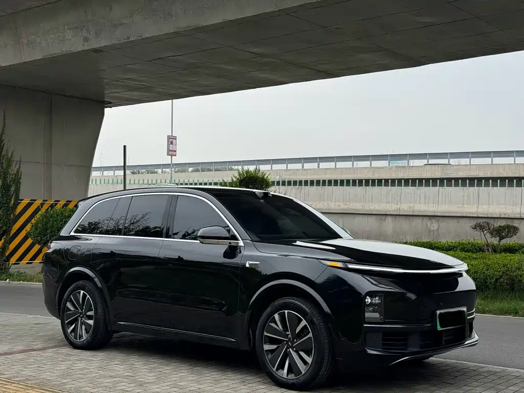 Li Auto Li L8 — миниатюра 3